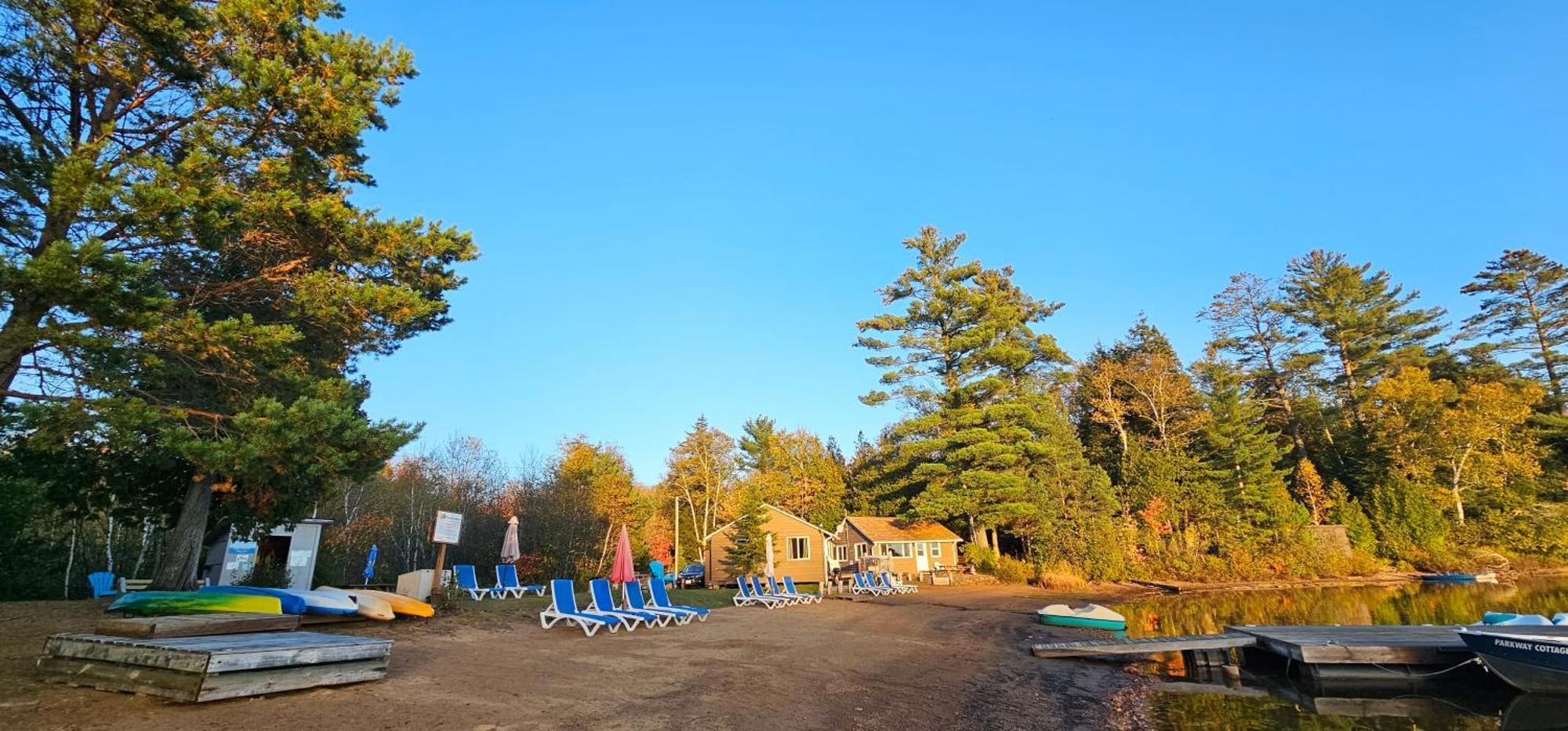 Parkway Cottage Resort And Trading Post Dwight Εξωτερικό φωτογραφία