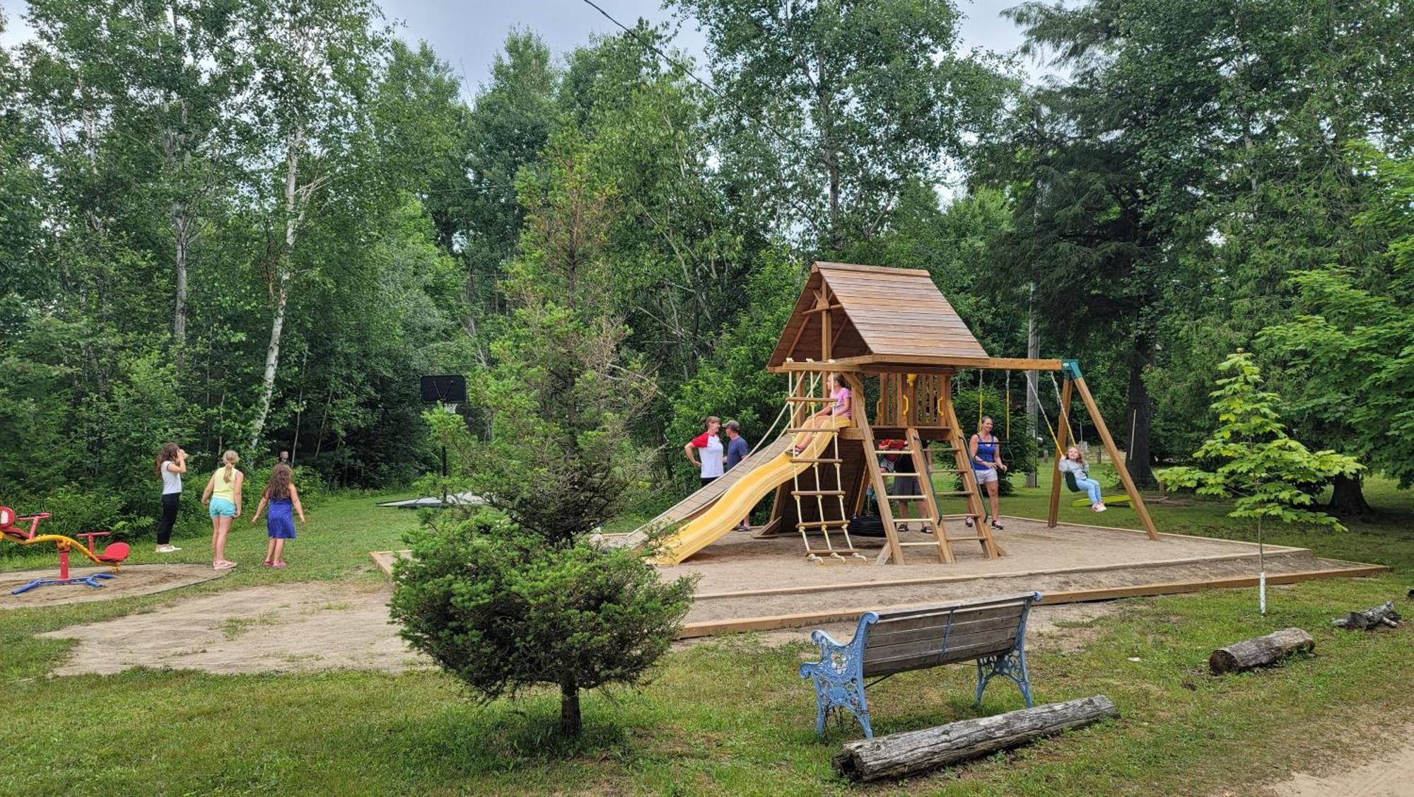 Parkway Cottage Resort And Trading Post Dwight Εξωτερικό φωτογραφία